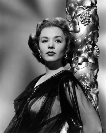 Piper Laurie (1952)