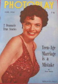 Photoplay (KG Murray, 1946 series)  v17#2 (June 1954)