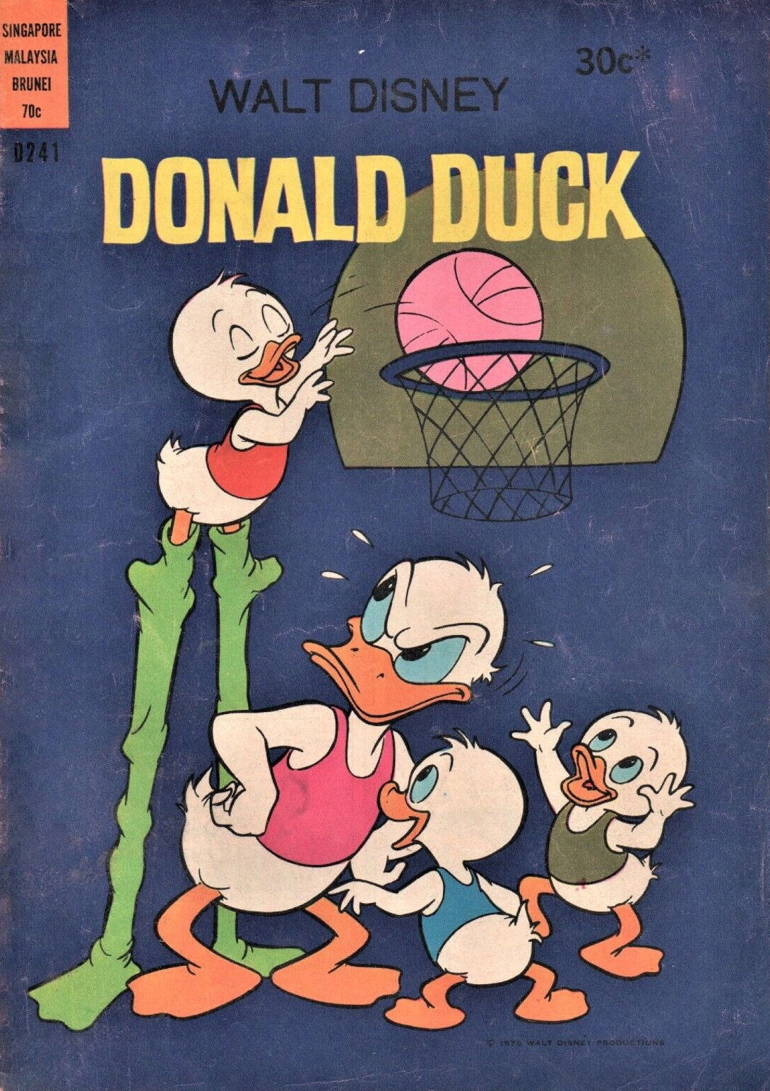 Walt Disney Donald Duck [D Series] (Wogan, 1974 series) #241 (December 1976)